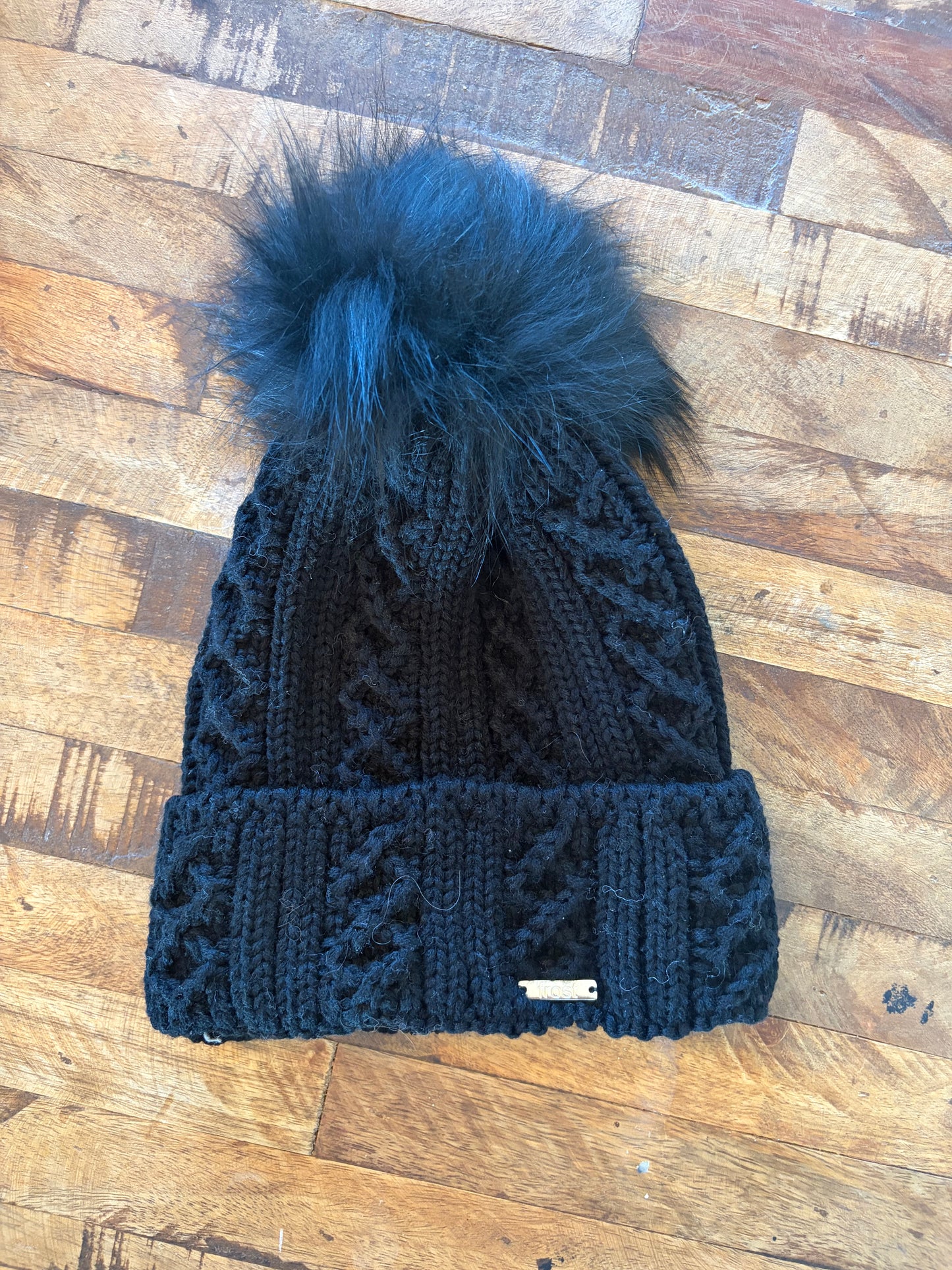 Frost Cable Knit Hat
